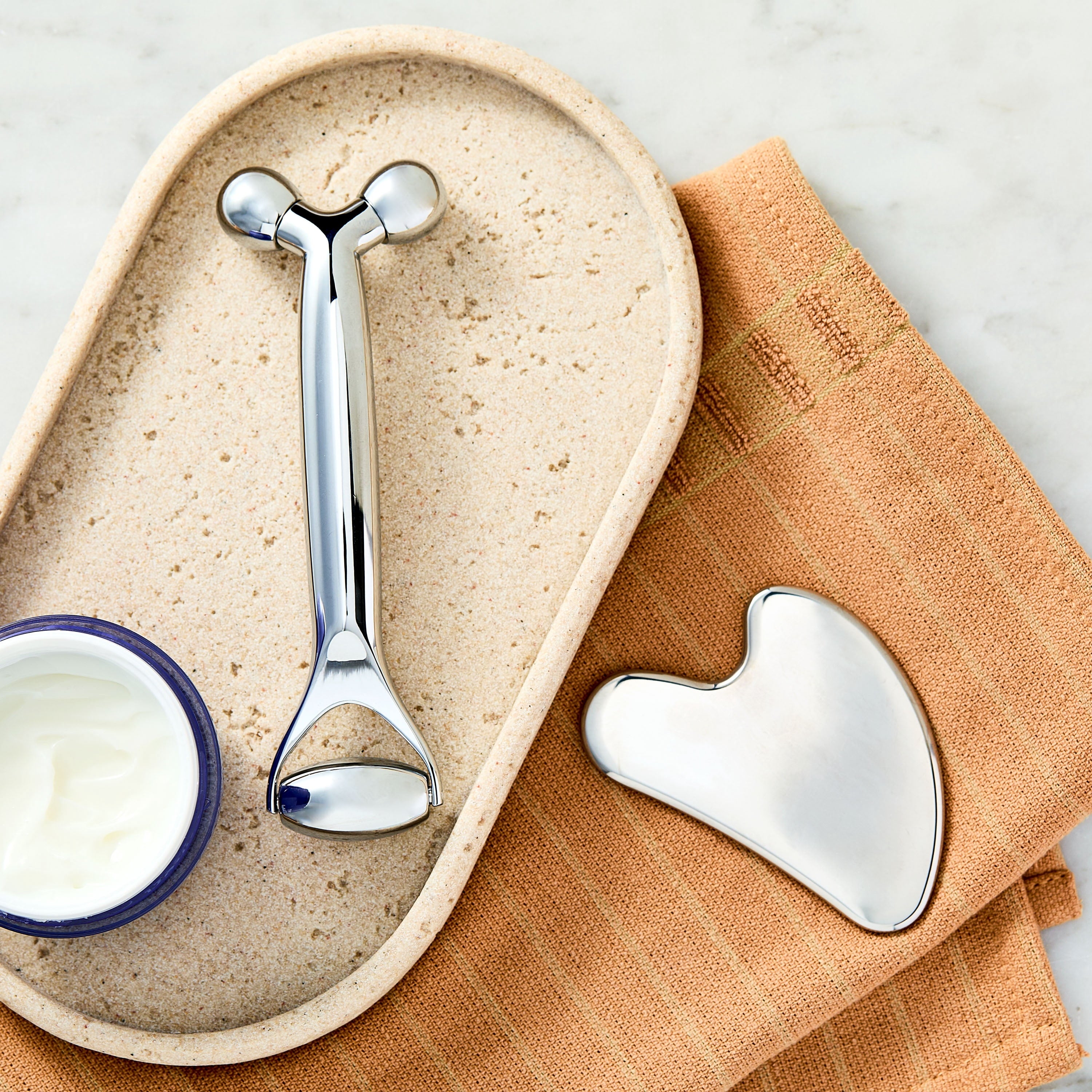 Gua Sha and Face Roller, 2 Piece - Image 2
