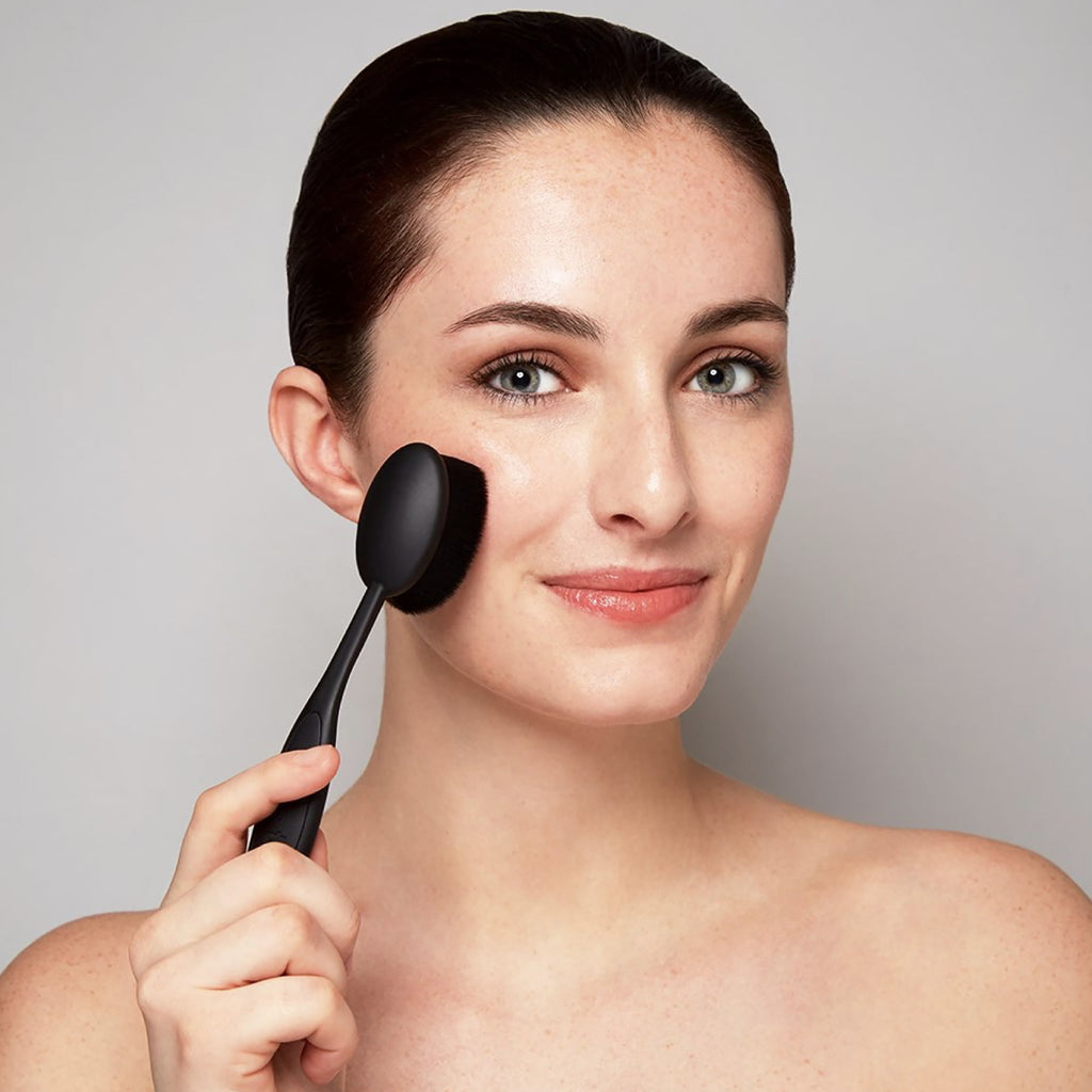 Elite Collection Oval 7 Brush, Makeup Brush, Black, 1 Pc - Image 3